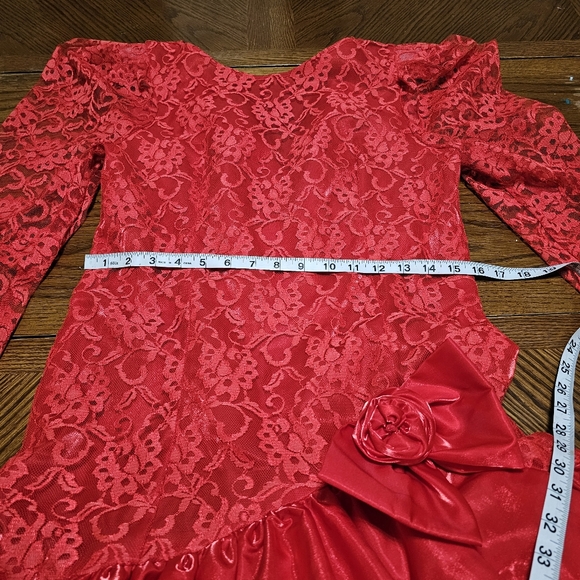 Lydia Deetz Vintage Red Costume Dress - Picture 4 of 9